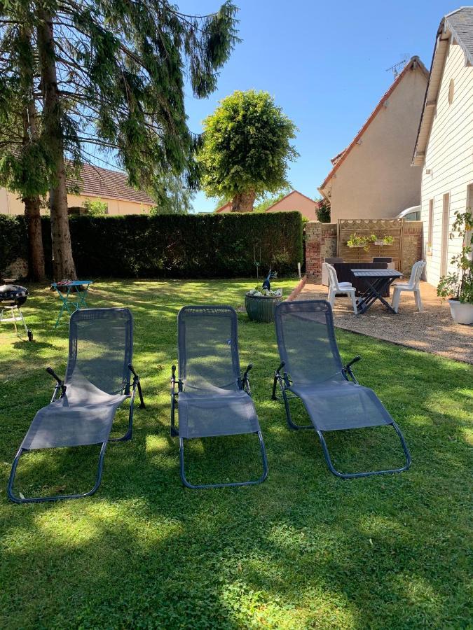 Farceaux Le Petit Manoir B&B 외부 사진